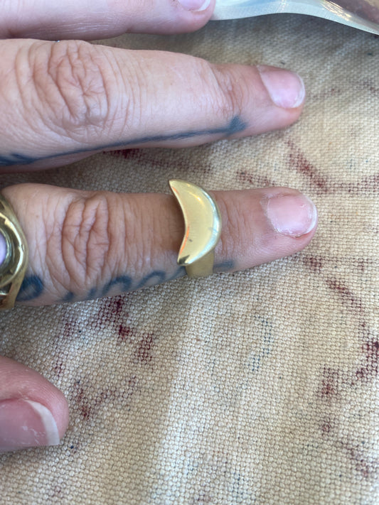 🚚💨Tiny Moon Ring Bronze