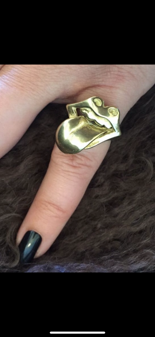 🚚💨STONED ring